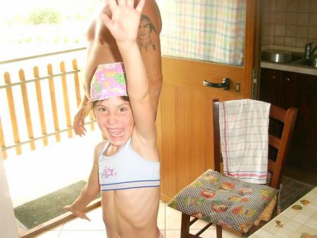ma filleule d'amour qui fais le singes lollll.