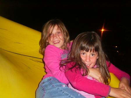 ma filleule et sa soeur.