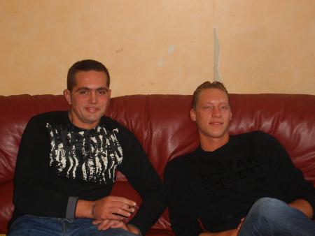 le frere et le cousin de mon homme 
