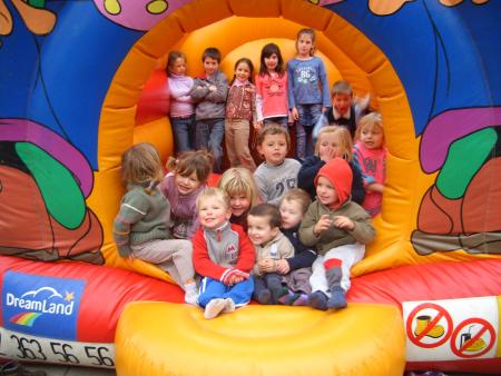 les amis de oceane a son anniversaire.