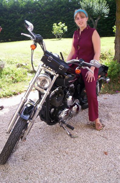 me voici sur la moto de mon filou.
