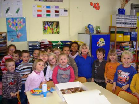 oceane et tout ses copains de classe en 3 e maternelle.