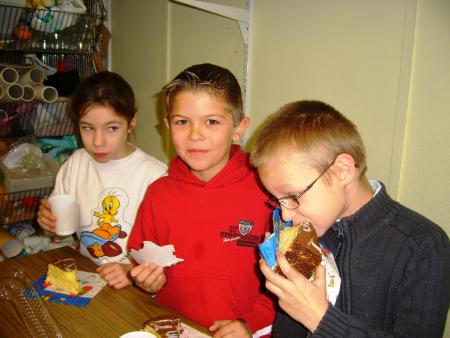 anthony et ses copains de classes.